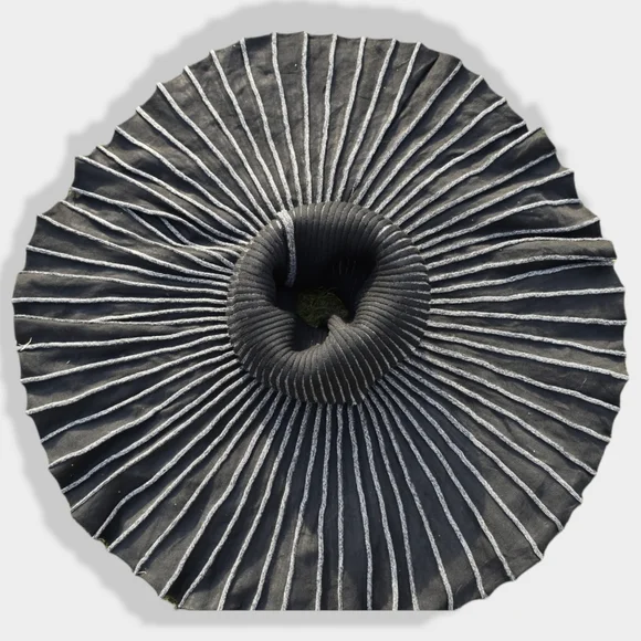 Striped Knitted Midi Skirt - Picture 4 of 6